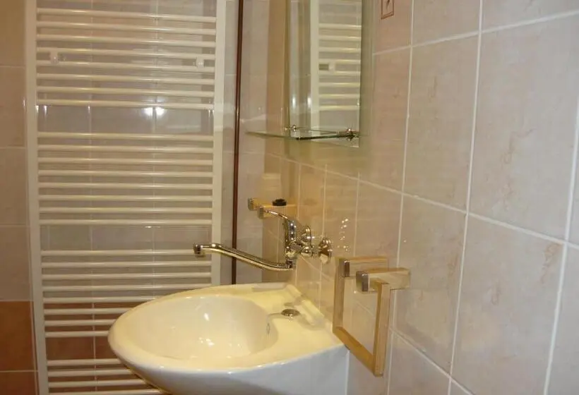 اتاق استاندارد, Apartments   Penzion Lena