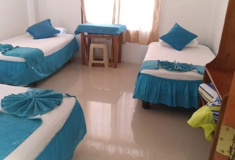 اتاق استاندارد سه نفره, Cielo Azul Galapagos