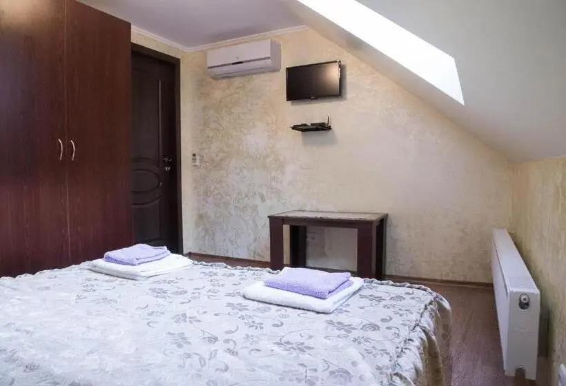 آپارتمان 2 خوابه, Guest House Montreal