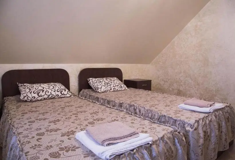 آپارتمان 2 خوابه, Guest House Montreal