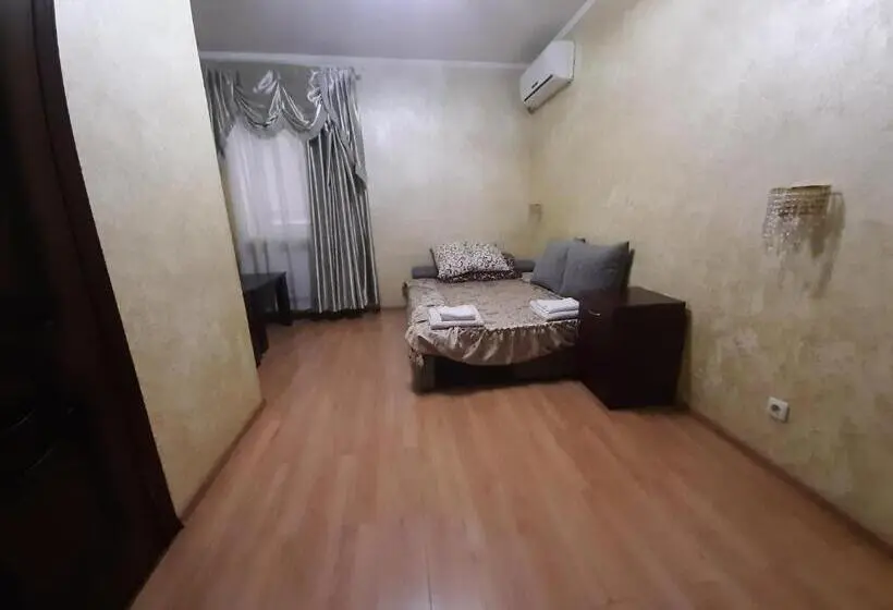 اتاق استاندارد, Guest House Montreal