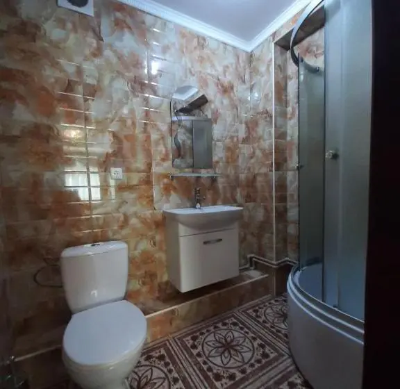 استودیو استاندارد با تخت کینگ, Guest House Montreal