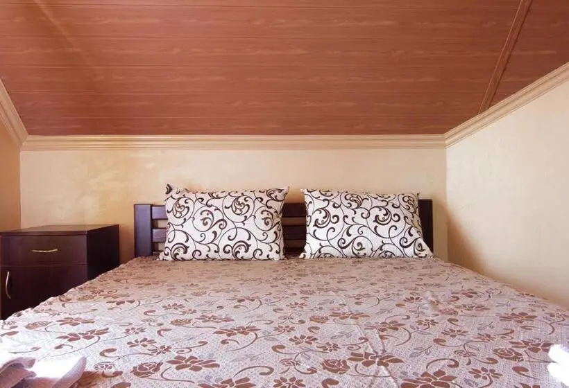 اتاق کلاسیک, Guest House Montreal