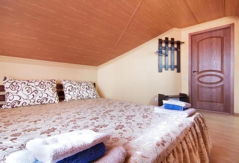 اتاق کلاسیک, Guest House Montreal
