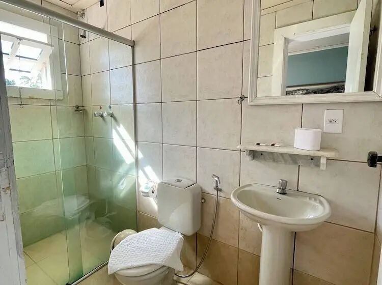 Standard Kolmen Hengen Huone, Pousada Provincia