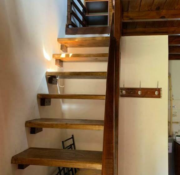 דירת חדר, Y Cabañas Las Marías