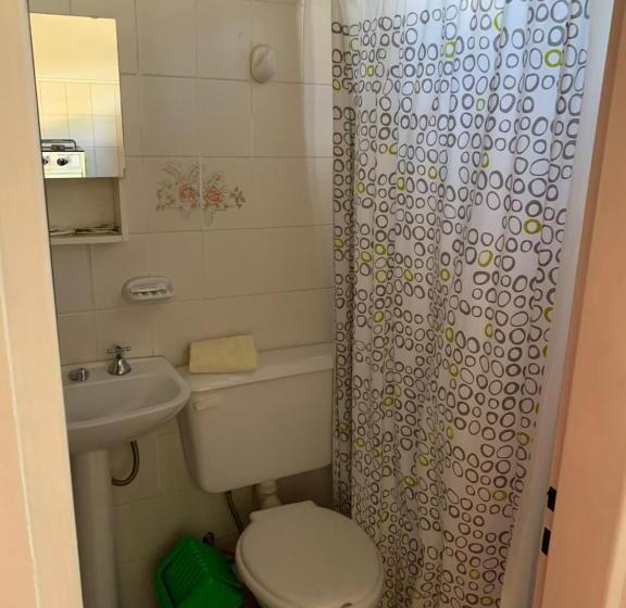 דירת חדר, Y Cabañas Las Marías