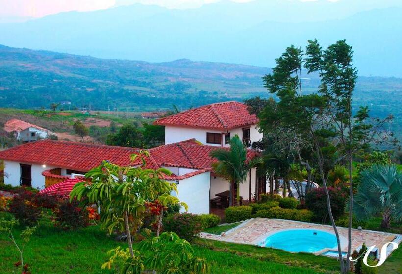 Дом 4 Спальни, Aires Del Sauzalito