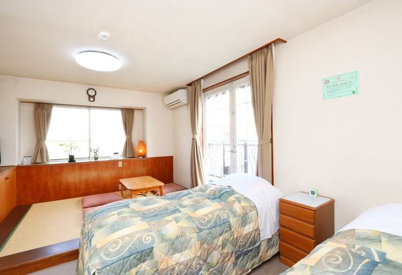 غرفة قياسية رباعية حمام مشترك, Pension Green Grass