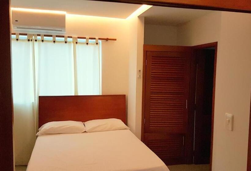 استودیوی استاندارد, Camino Palmero Coveñas