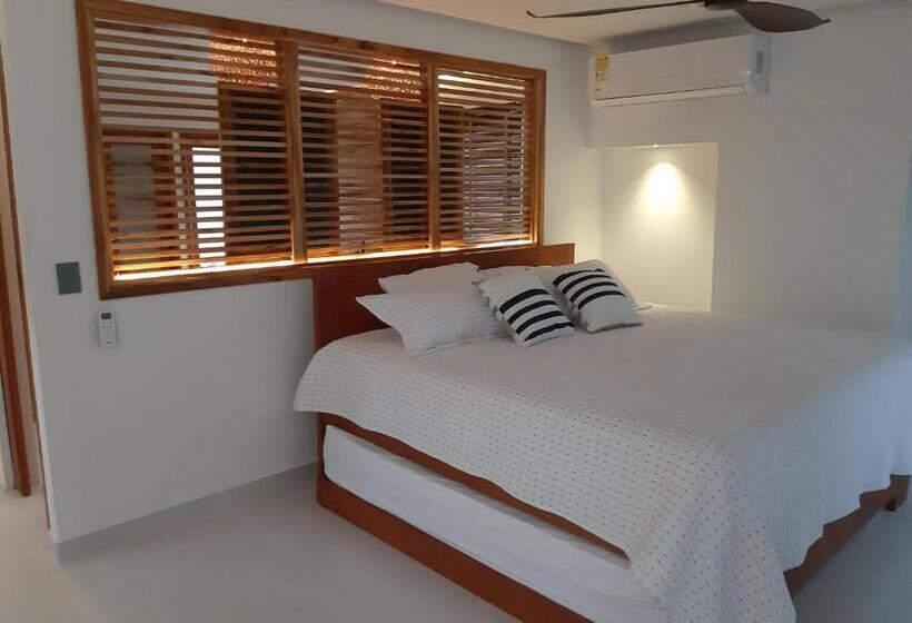 סוויטה נשיאותית, Camino Palmero Coveñas