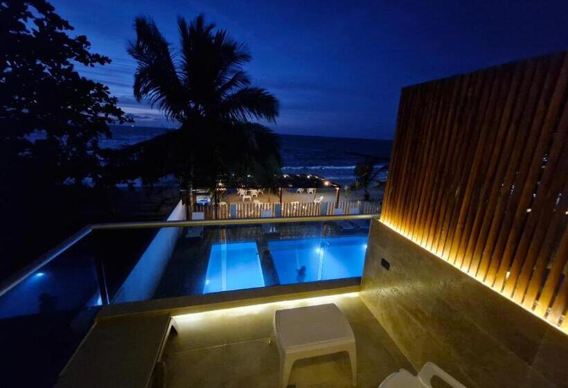 חדר סטנדרט נוף לים עם מרפסת, Camino Palmero Coveñas