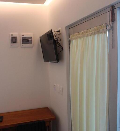 חדר בסיסי, Camino Palmero Coveñas