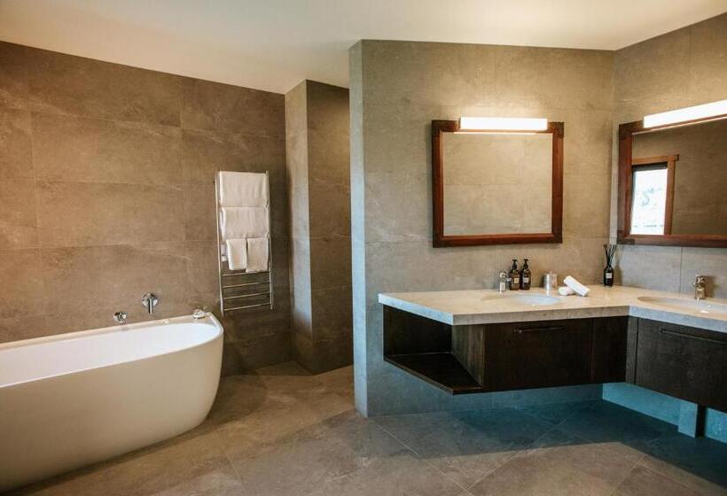 سوییت, Stoneridge Estate