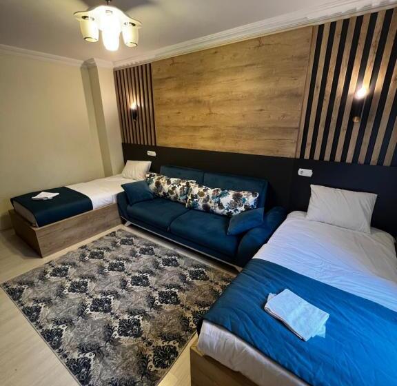 1 Bedroom Apartment Mountain View, Mego Suite Otel