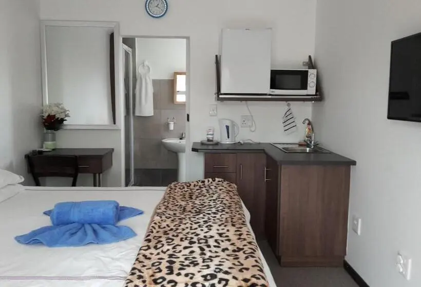 اتاق لوکس, Abby's Guesthouse