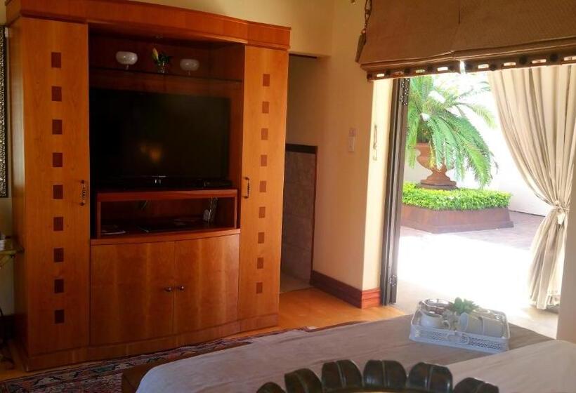 جناح ديلوكس, The Blue Crane Villa