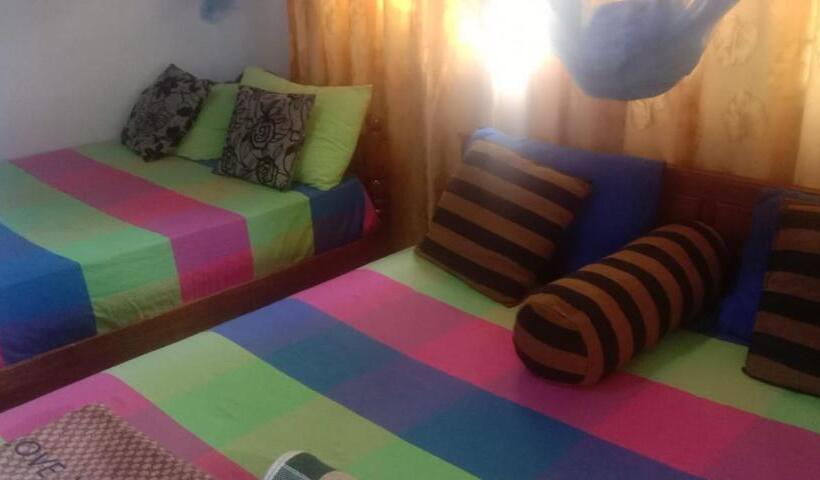 غرفة ديلوكس عائلية, Ella Tunnel Corner Inn