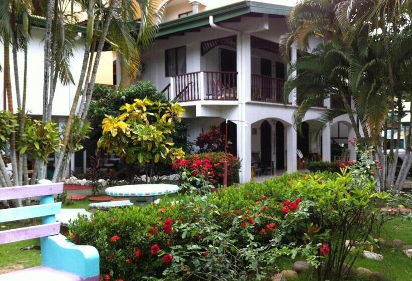 四人标准间, Marielos