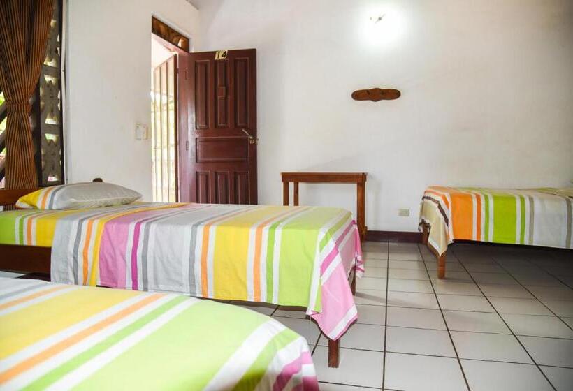 四人标准间, Marielos