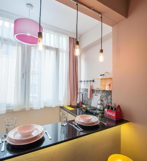 １ベッドルームアパートメント, Newway Apartments