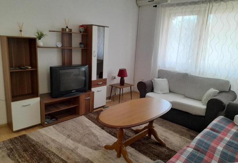 آپارتمان 1 خوابه همکف, Apartman Avdić
