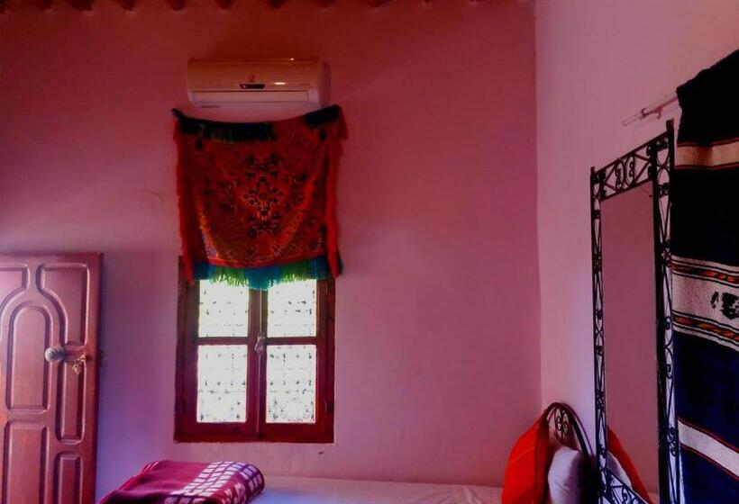 غرفة قياسية, Kasbah Les Nomades