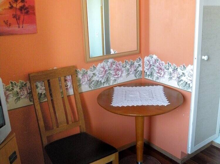 غرفة قياسية فردية حمام مشترك, B&b Retro   Guesthouse Kupittaa