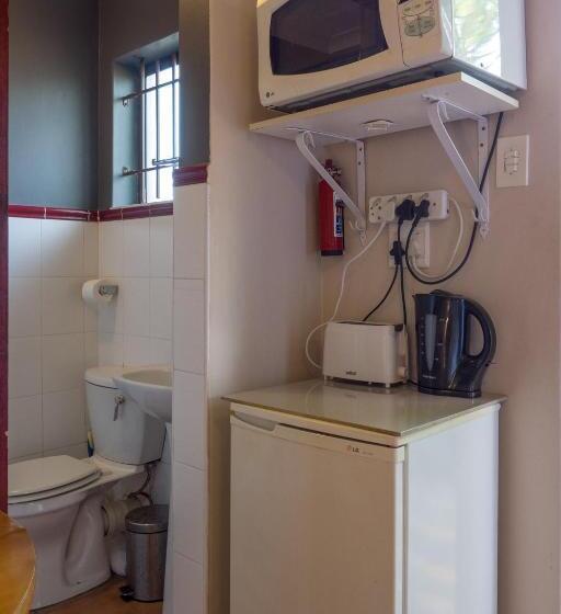 Quarto Economy, Carrington Guest House