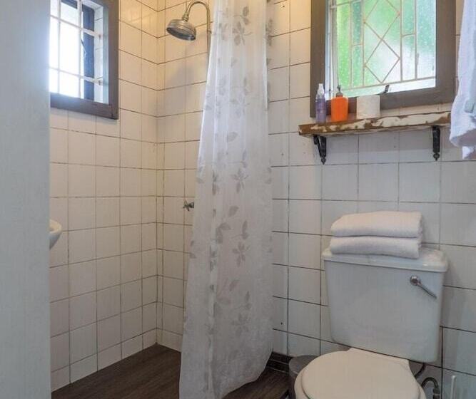 خانه 1 خوابه, Carrington Guest House