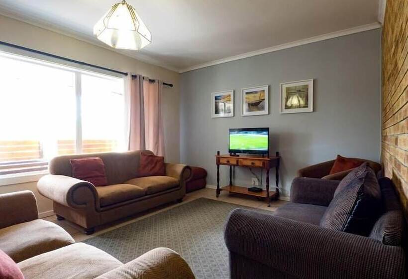 خانه 1 خوابه, Carrington Guest House