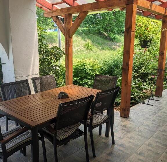 اتاق استاندارد, Guest House Magyar Route 66