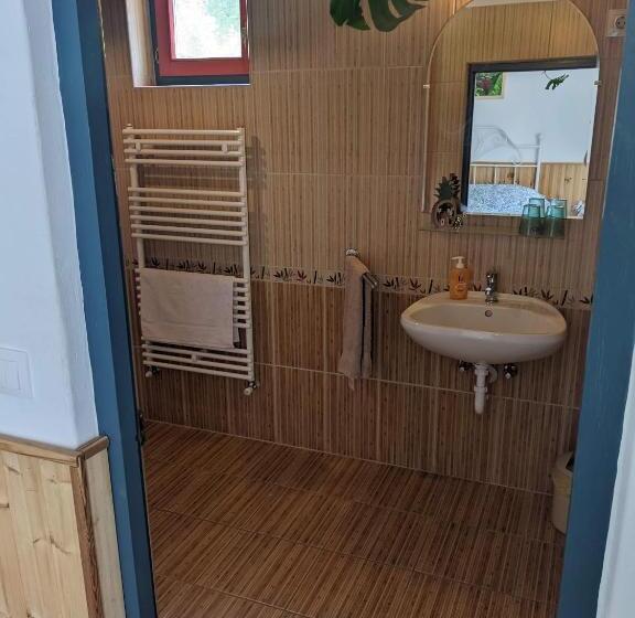 اتاق استاندارد, Guest House Magyar Route 66