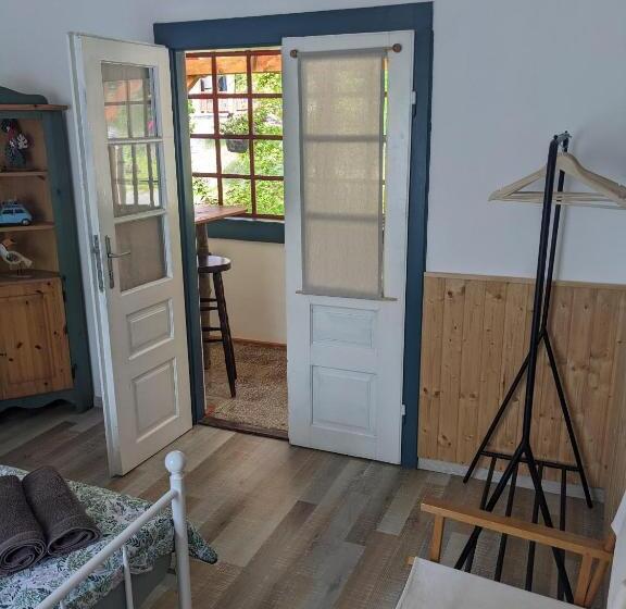 اتاق استاندارد, Guest House Magyar Route 66