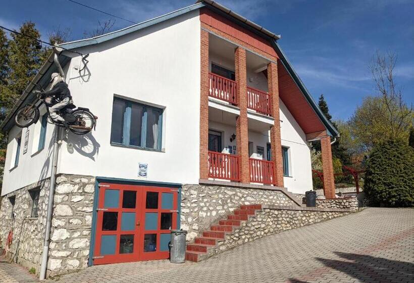 خانه 3 خوابه, Guest House Magyar Route 66