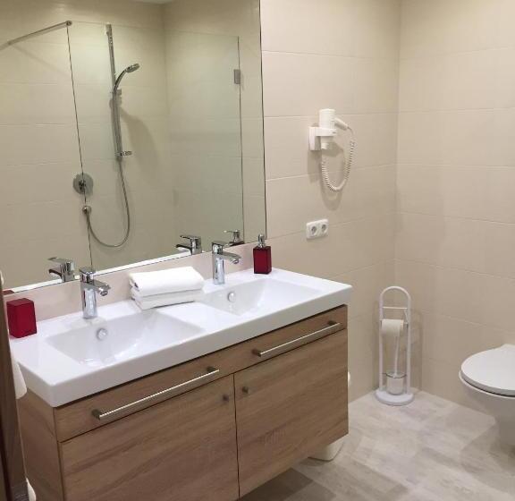 Апартаменты 2 Спальни с Балконом, Garni Ingeborg