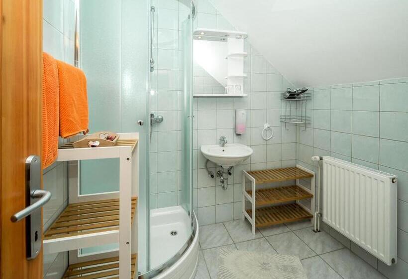 اتاق استاندارد با چشمانداز کوهستان, Country House Turistična Kmetija Ambrož Gregorc