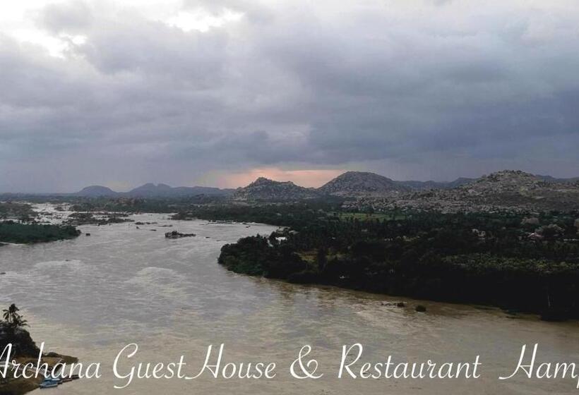 اتاق لوکس, Archana Guest House River View
