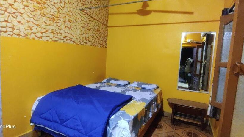 Deluxe room with river view, Archana Guest House River View