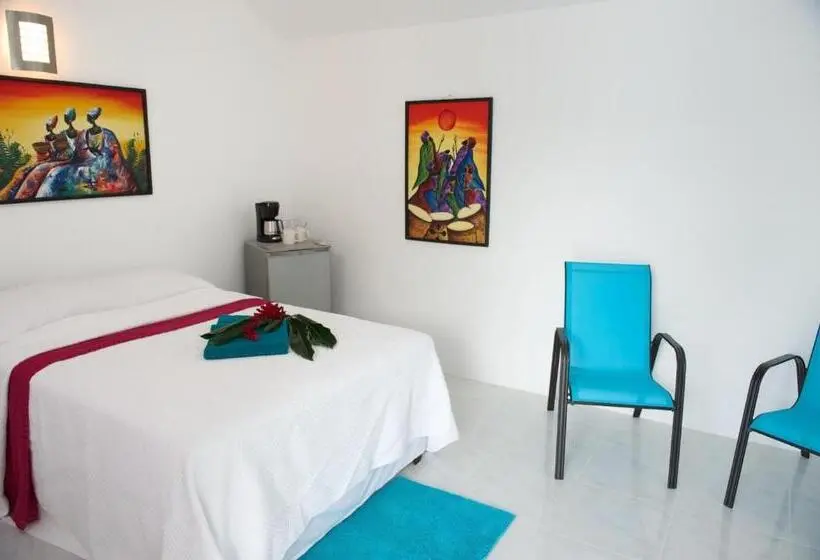اتاق استاندارد با چشم‌انداز استخر, Cosmopolitan Guesthouse