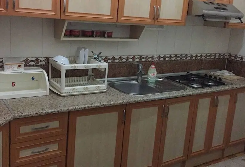 اتاق استاندارد سه نفره, Hasanovs Villa