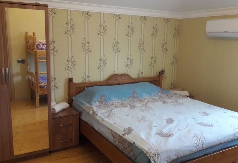 Cameră Triplă Standard, Hasanovs Villa