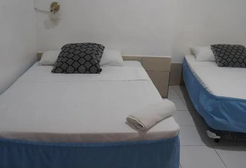 スタンダードルーム, Hostal Marysol