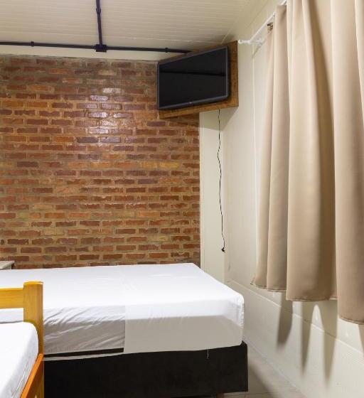 Dört Kişilik Standart Oda, Pousada Vó Lete