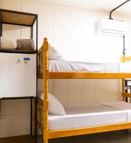 Dört Kişilik Standart Oda, Pousada Vó Lete