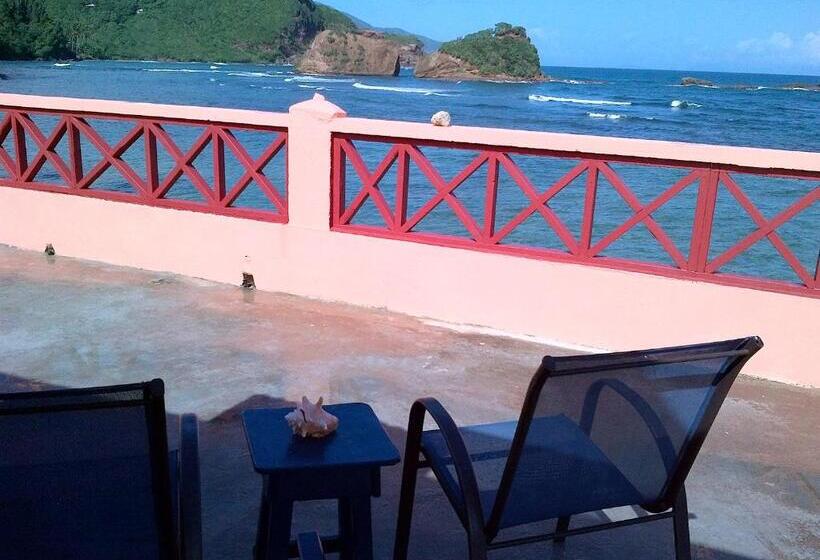 Triple Room Sea View, Veranda View Guesthouse