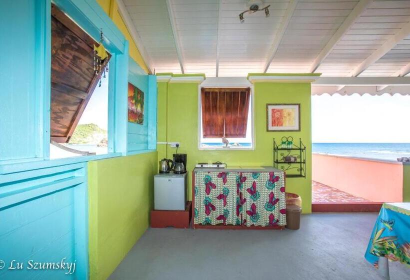 اتاق استاندارد با بالکن و چشم‌انداز دریا, Veranda View Guesthouse