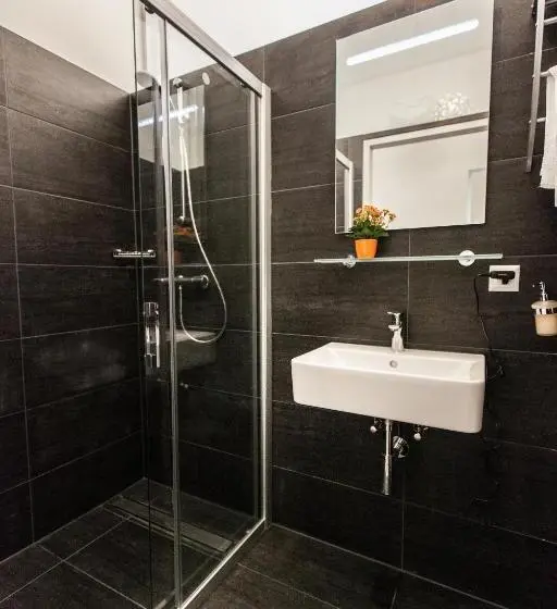 Balkonlu Standart Stüdyo, Studios +