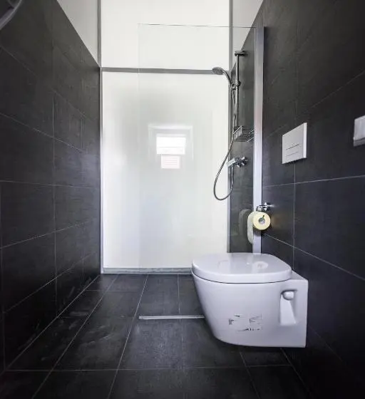 Bahçe manzaralı standart stüdyo, Studios +