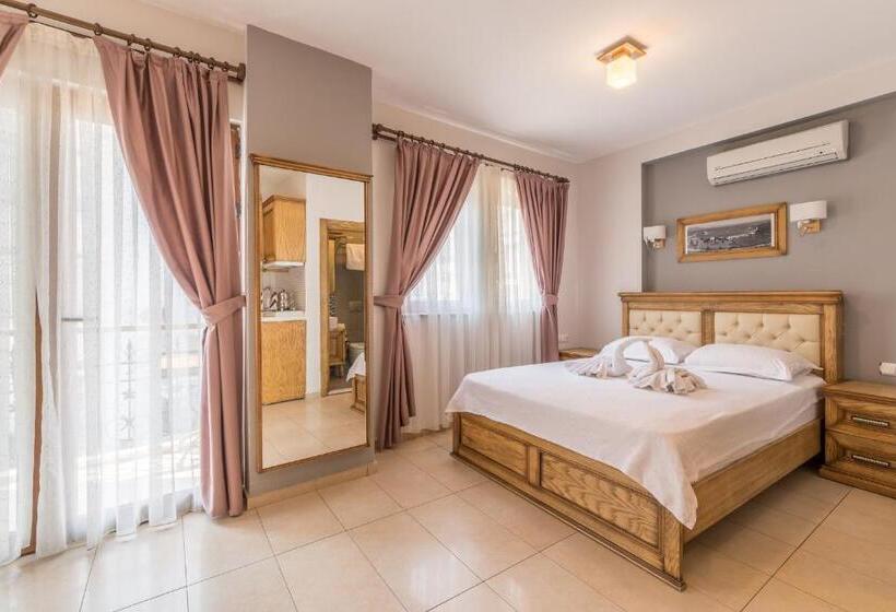 Номер Стандарт Вид на Город, Veziroğlu Apart